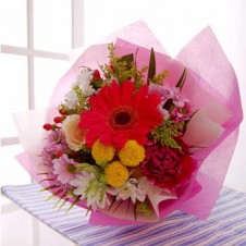 Fresh Mixed Cut Flowers arrange in a Bouquet 2