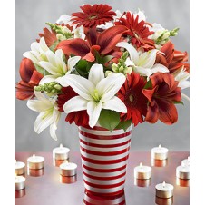 Fresh Mixed Cut Flowers Arrangement  in a Vase 1