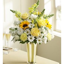 Radiant Blends of Yellow & White Flowers
