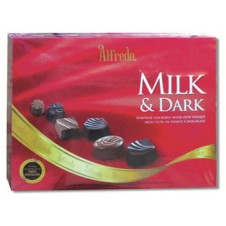 Milk & Dark Chocolate Box 110g