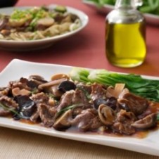 Oriental Beef with Mushrooms by Max's